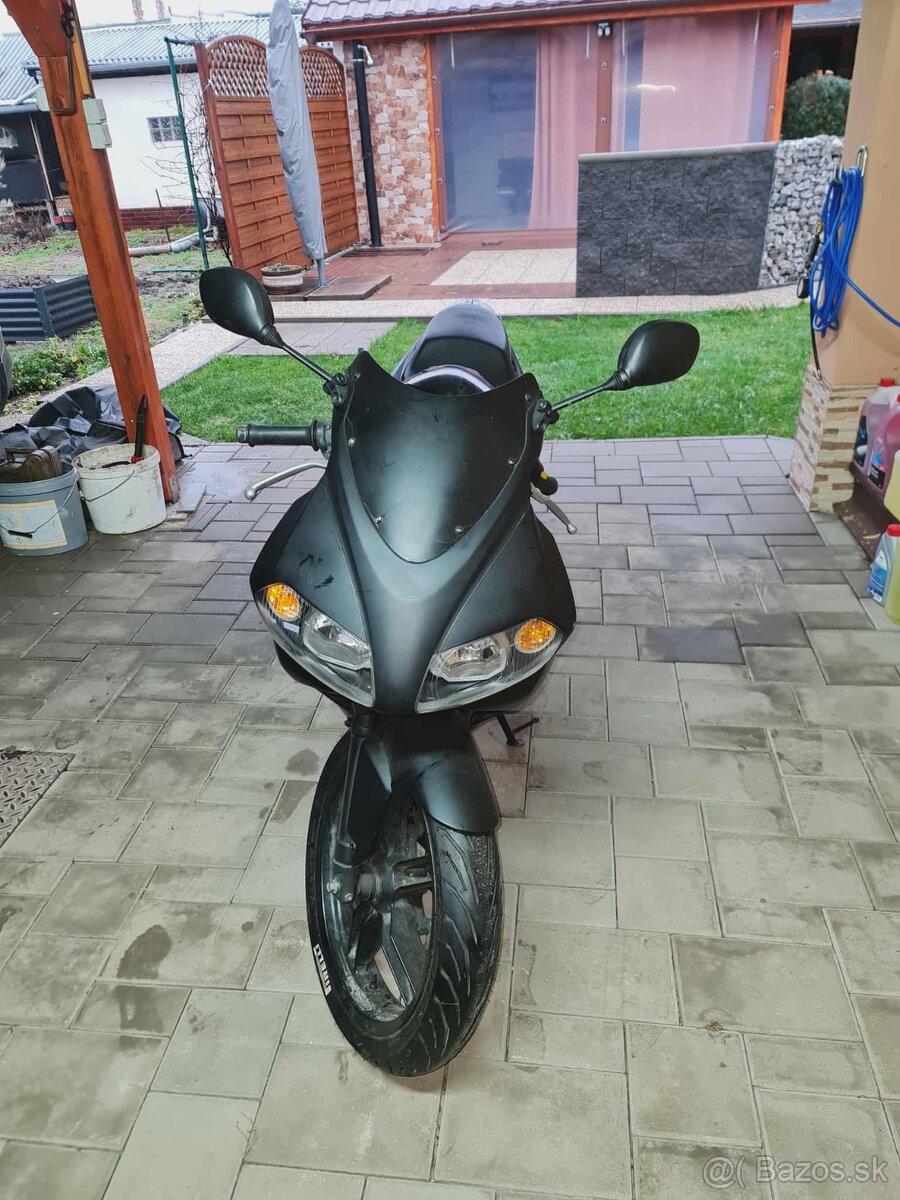 Predám Yamaha TZR 50 (49ccm) - 3
