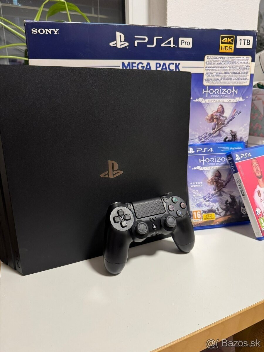predám playstation 4 PRO 1 TB plus hry balenie obsahuje komp - 3