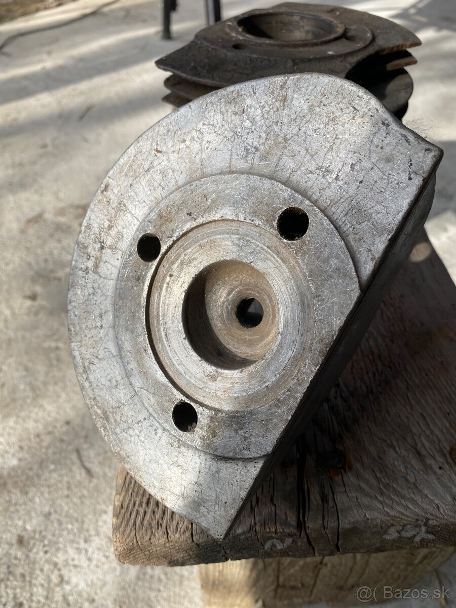 Valec s hlavou 360 - 3