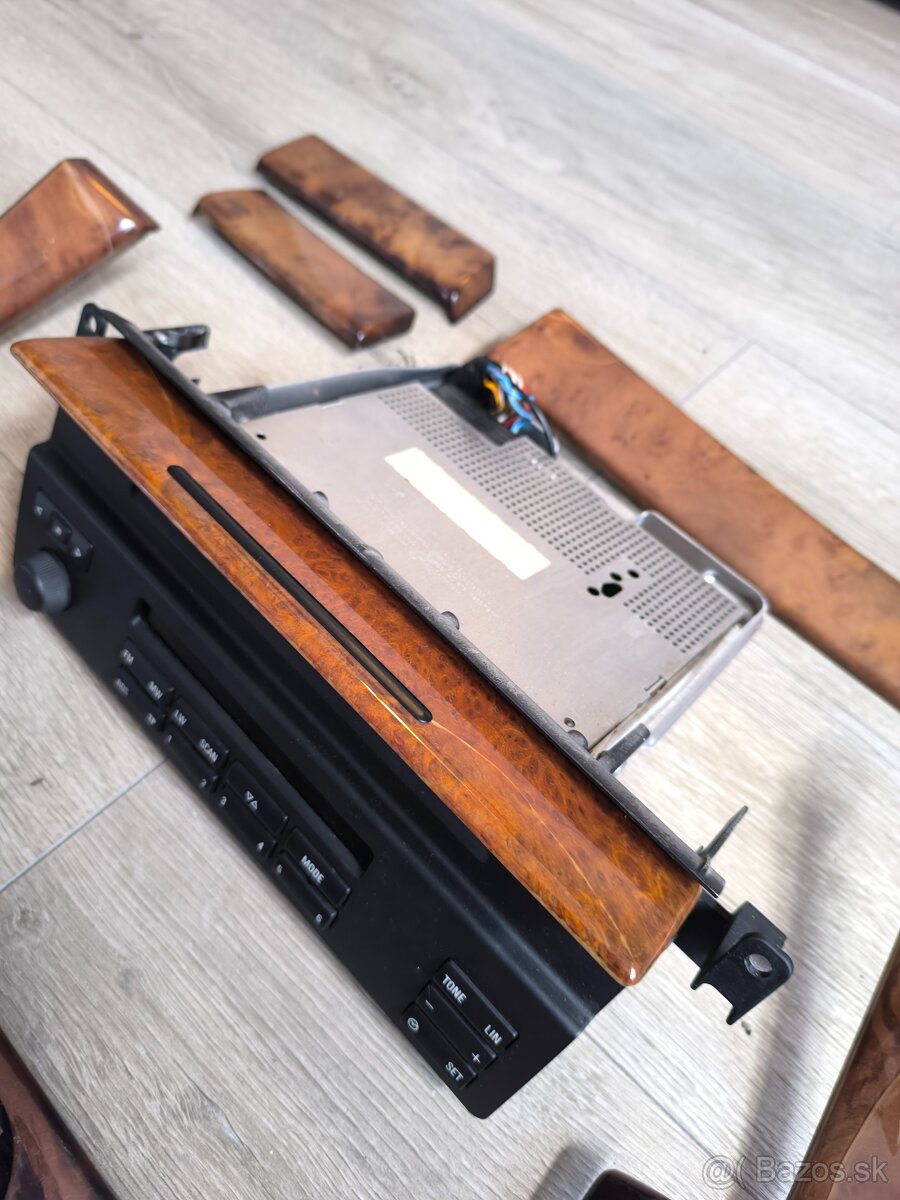 BMW e39 - NUSSBAUM drevo dekor - 3