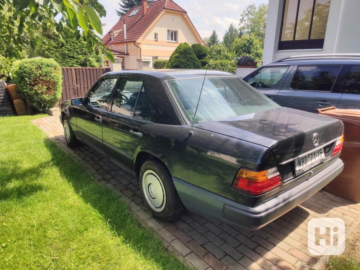 MERCEDES BENZ 124 230e rok 1987 - 3