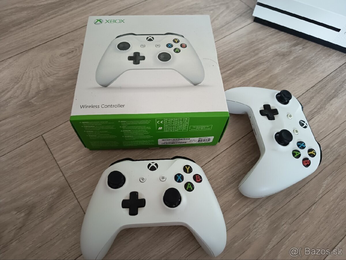 Xbox One S - 3