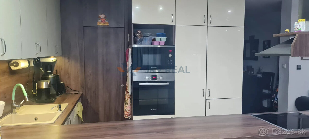 Na prenájom priestranný 3 izb. byt so záhradkou - 3