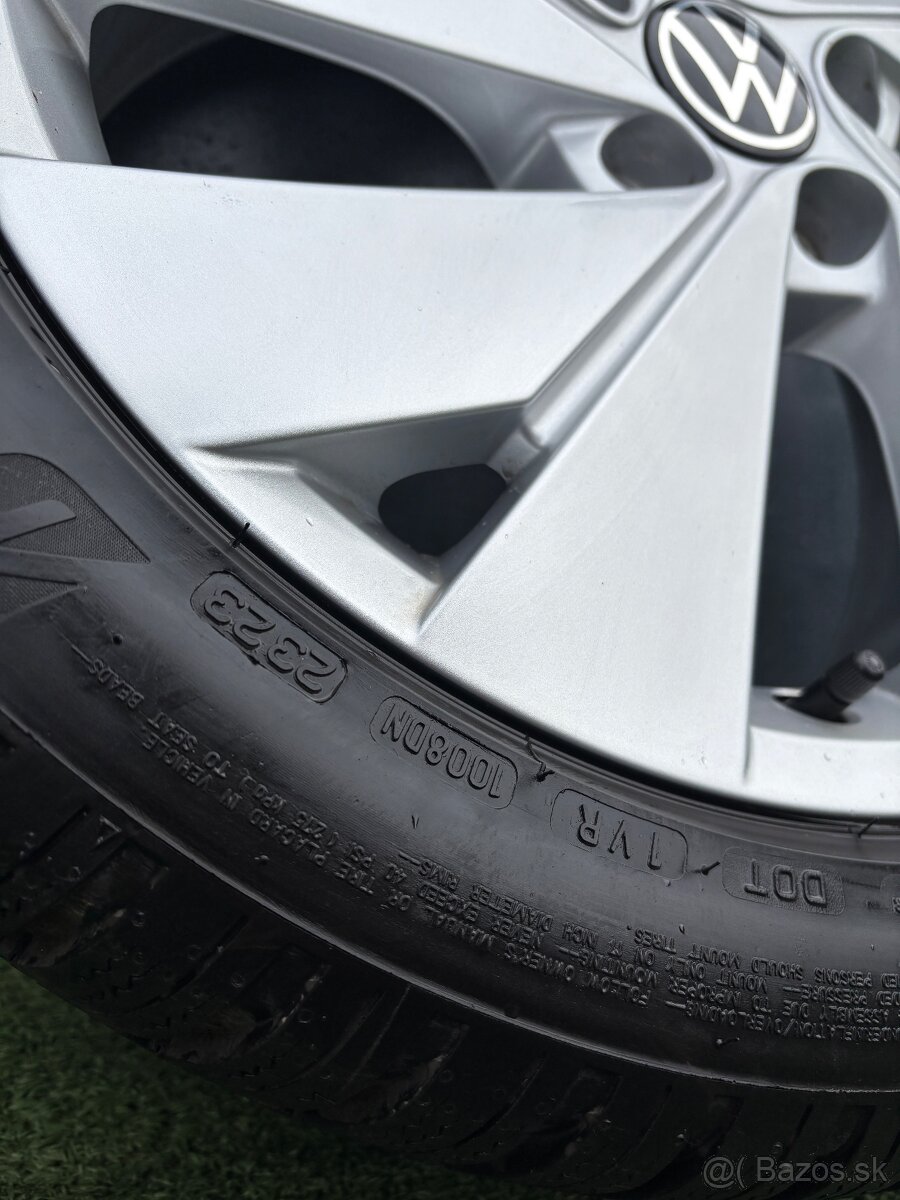 Originální Alu kola VW Golf 205/50/17 7mm DOT23 - 3