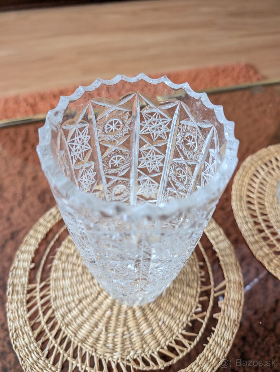Kristalova vaza brusena - 3