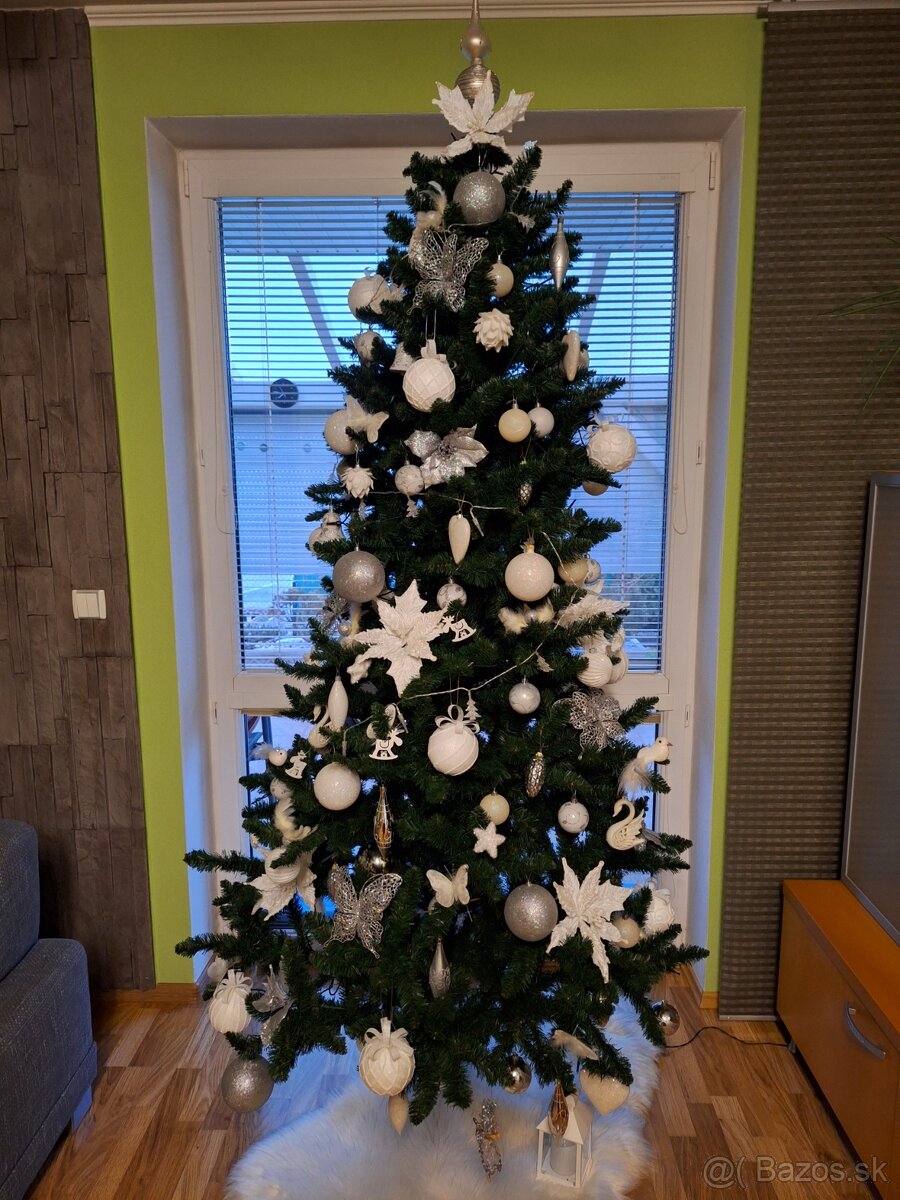 Vianočný umelý stromček - 3