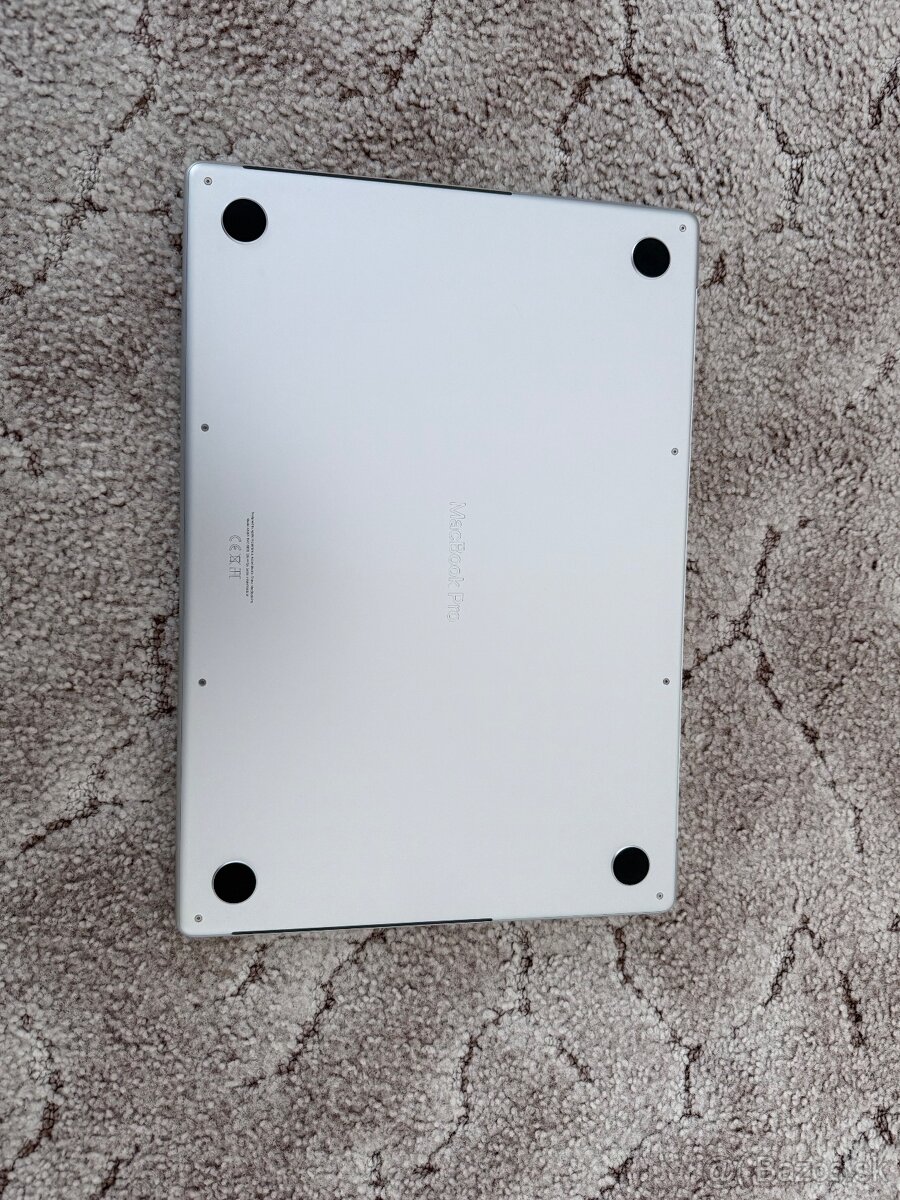 Apple Macbook Pro M4 512GB, 24GB RAM (2024) - 3