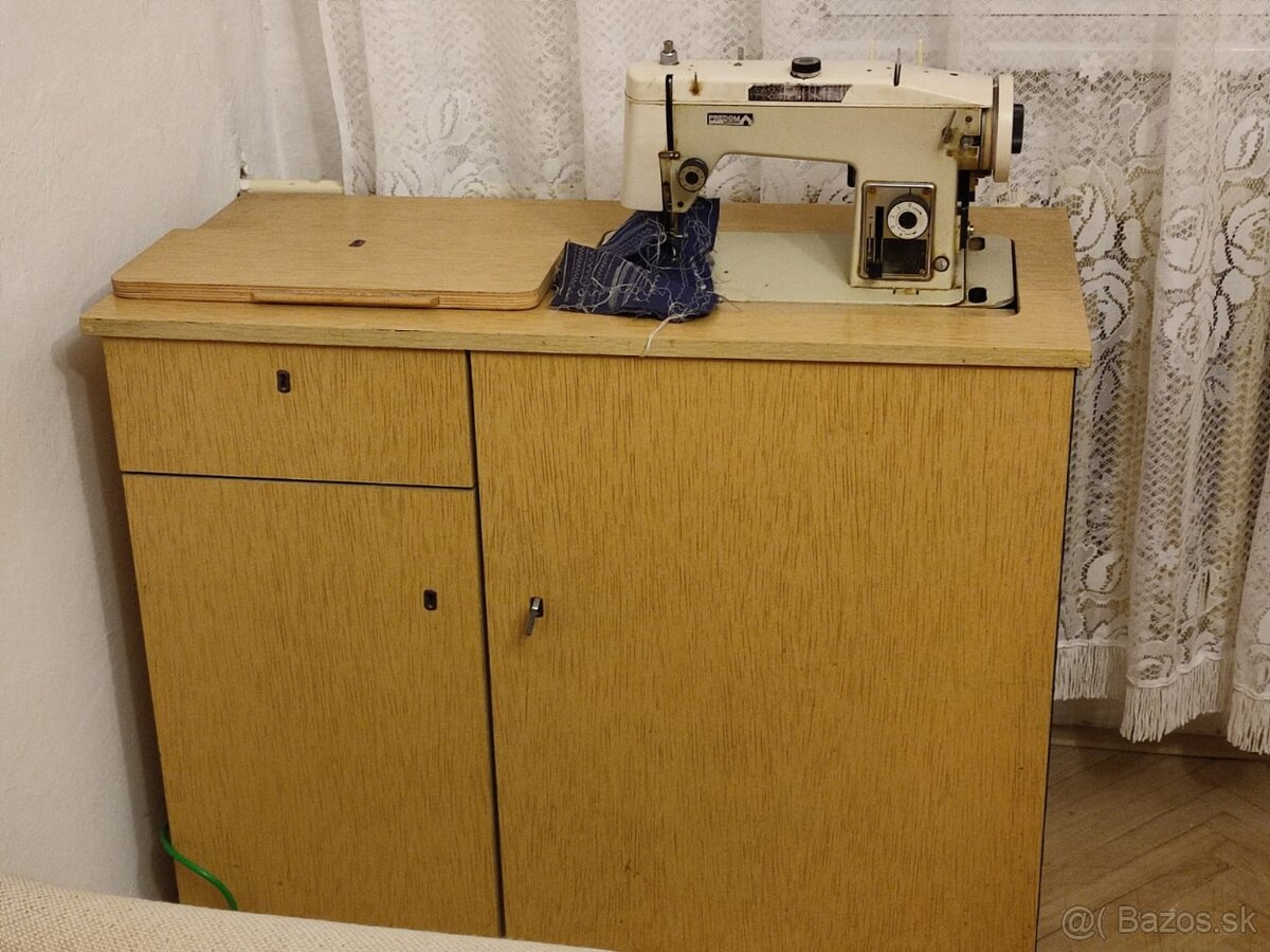 Šijací stroj - 3