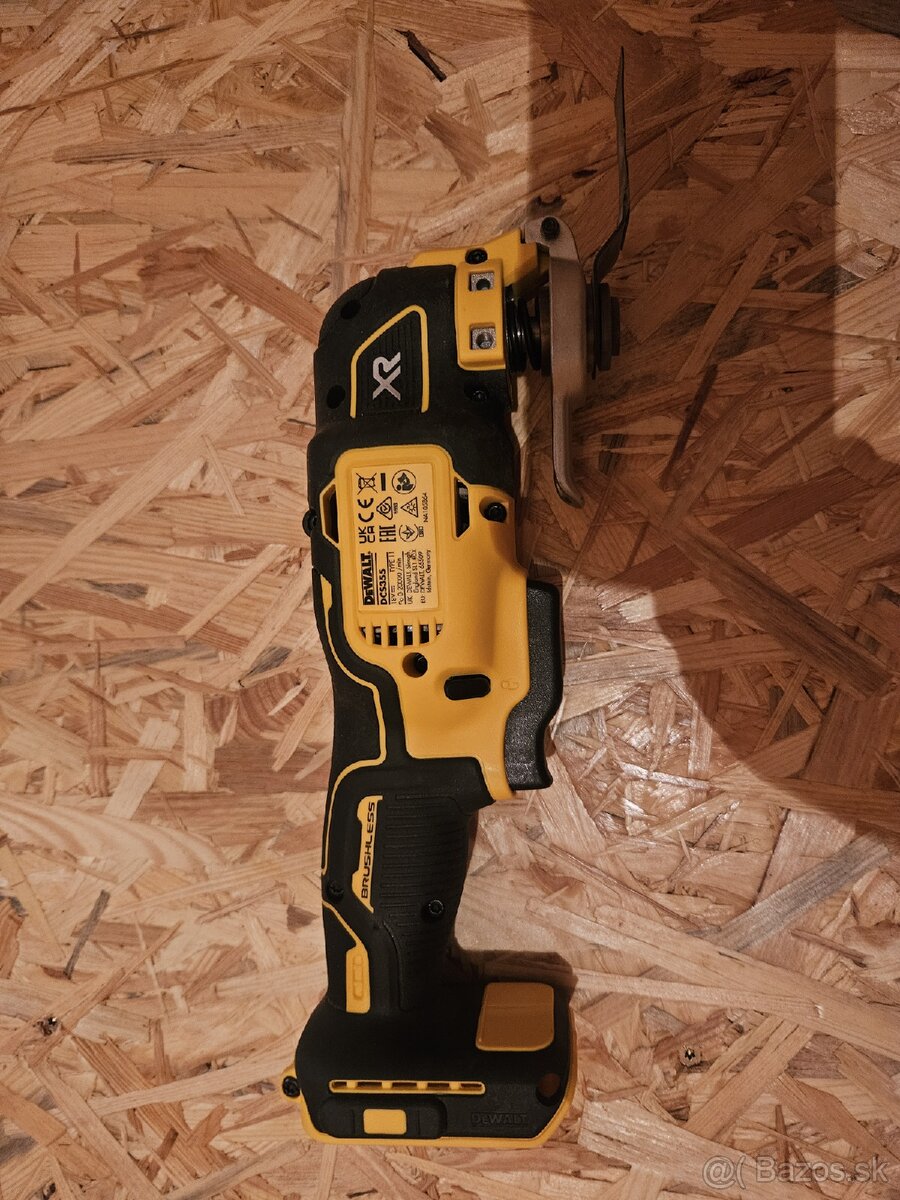 Dewalt - 3