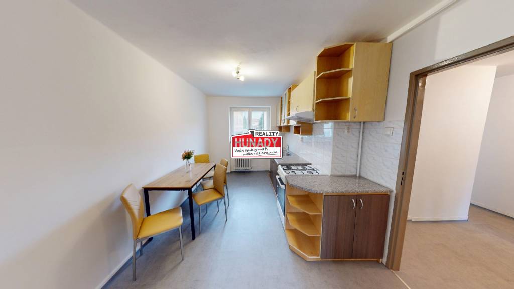 PREDANÉ ( 56 m²) PRÍJEMNÝ 2i BYT V CENTRE MESTA - 3