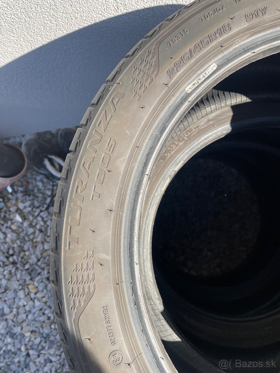 Bridgestone 225/45 R18 letne - 3