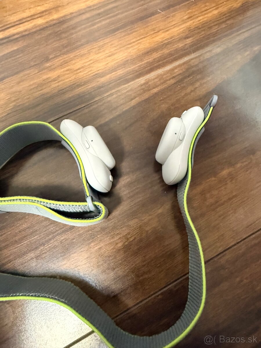 Pico 4 Ultra + 2 Body Trackers + Bobo VR Battery Head Strap - 3