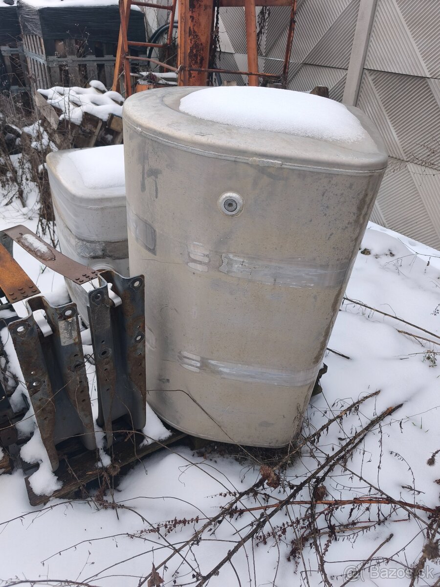 Predám palivové nádrže hliníkové - 3
