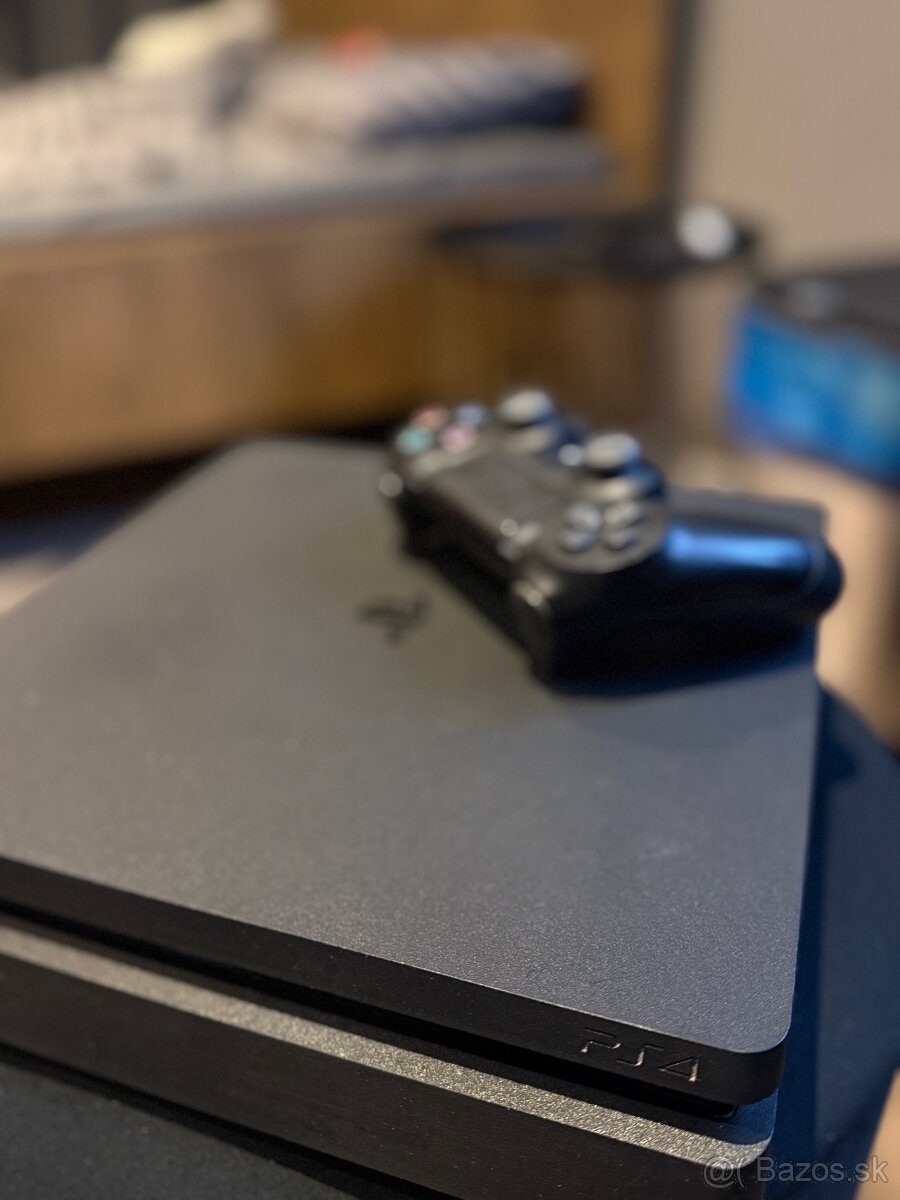 Sony PlayStation 4 Slim 500GB jet black - 3