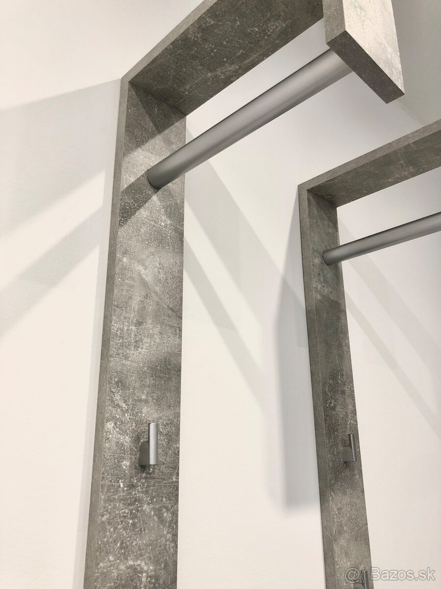 Vešiak do chodby - 3