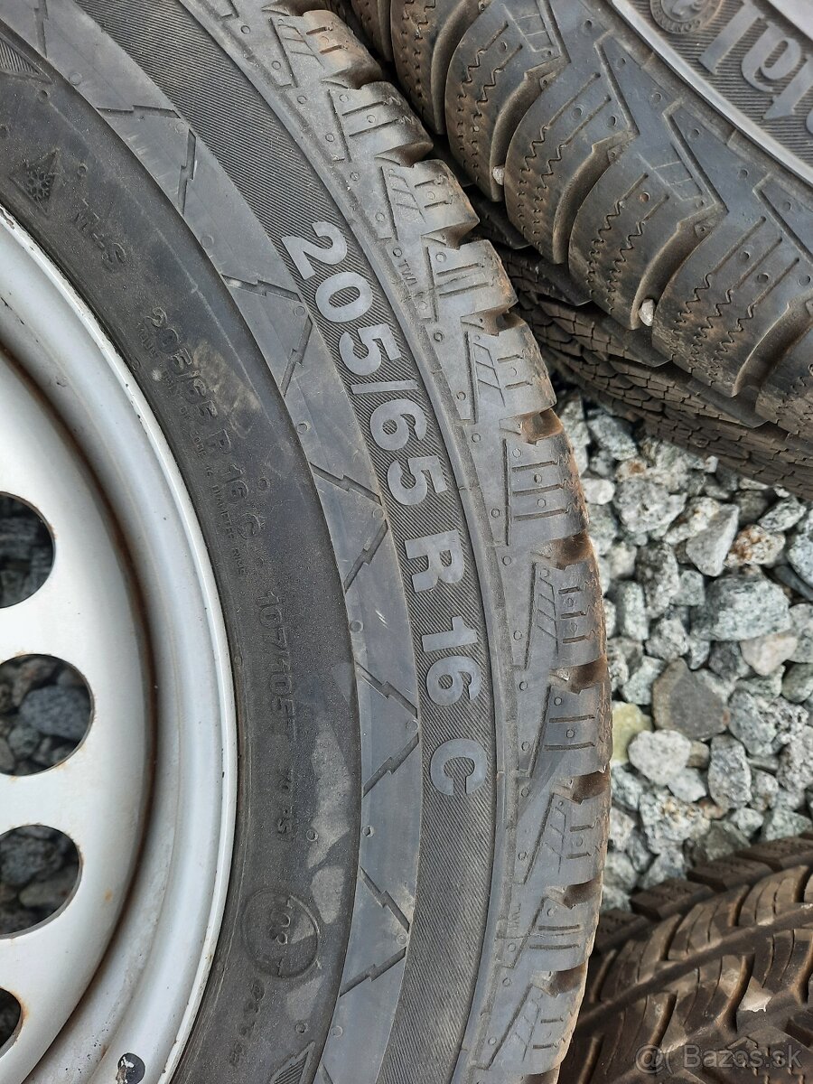 16" zimné kolesá na VW Transporter - 3