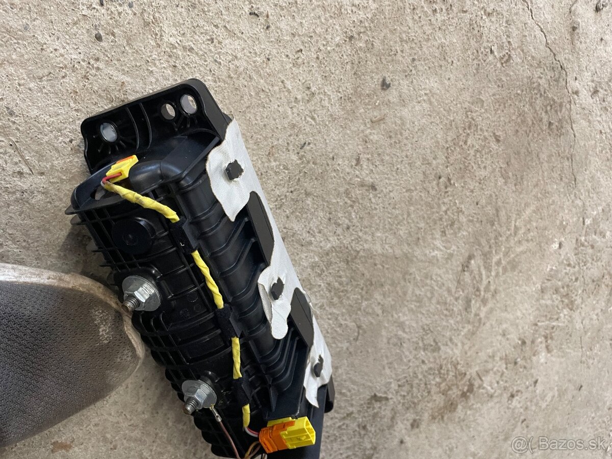 Airbag spolujazdca 5C6 880 204 A - 3