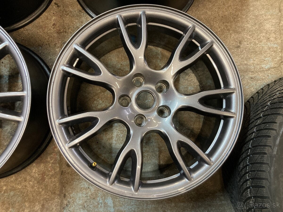 Tesla 19" originál s letnými pneu - 3