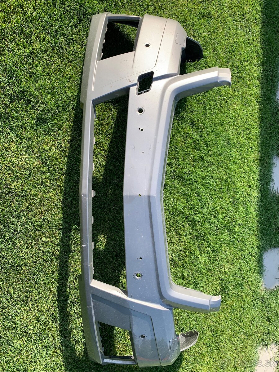 predny naraznik mercedes glk - 3