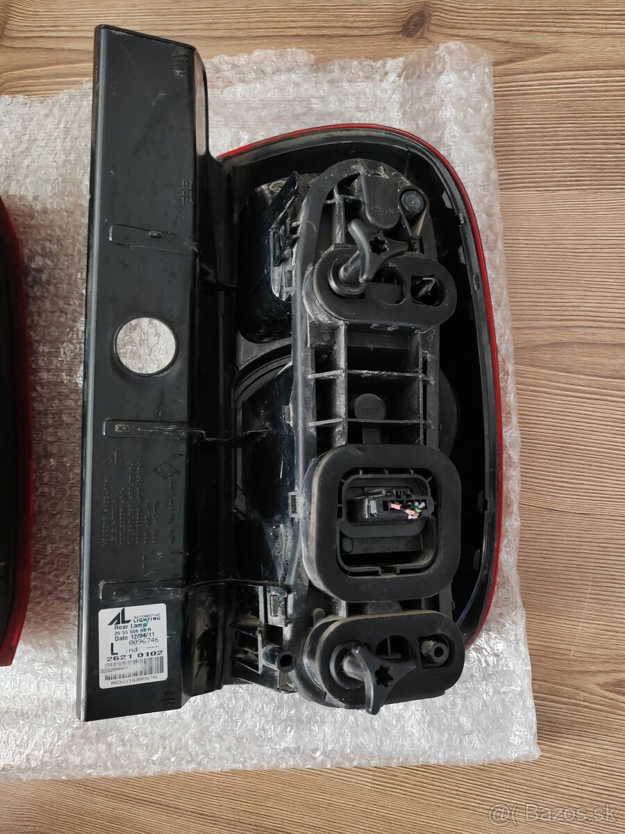 Dacia Duster zadné svetlá - 3