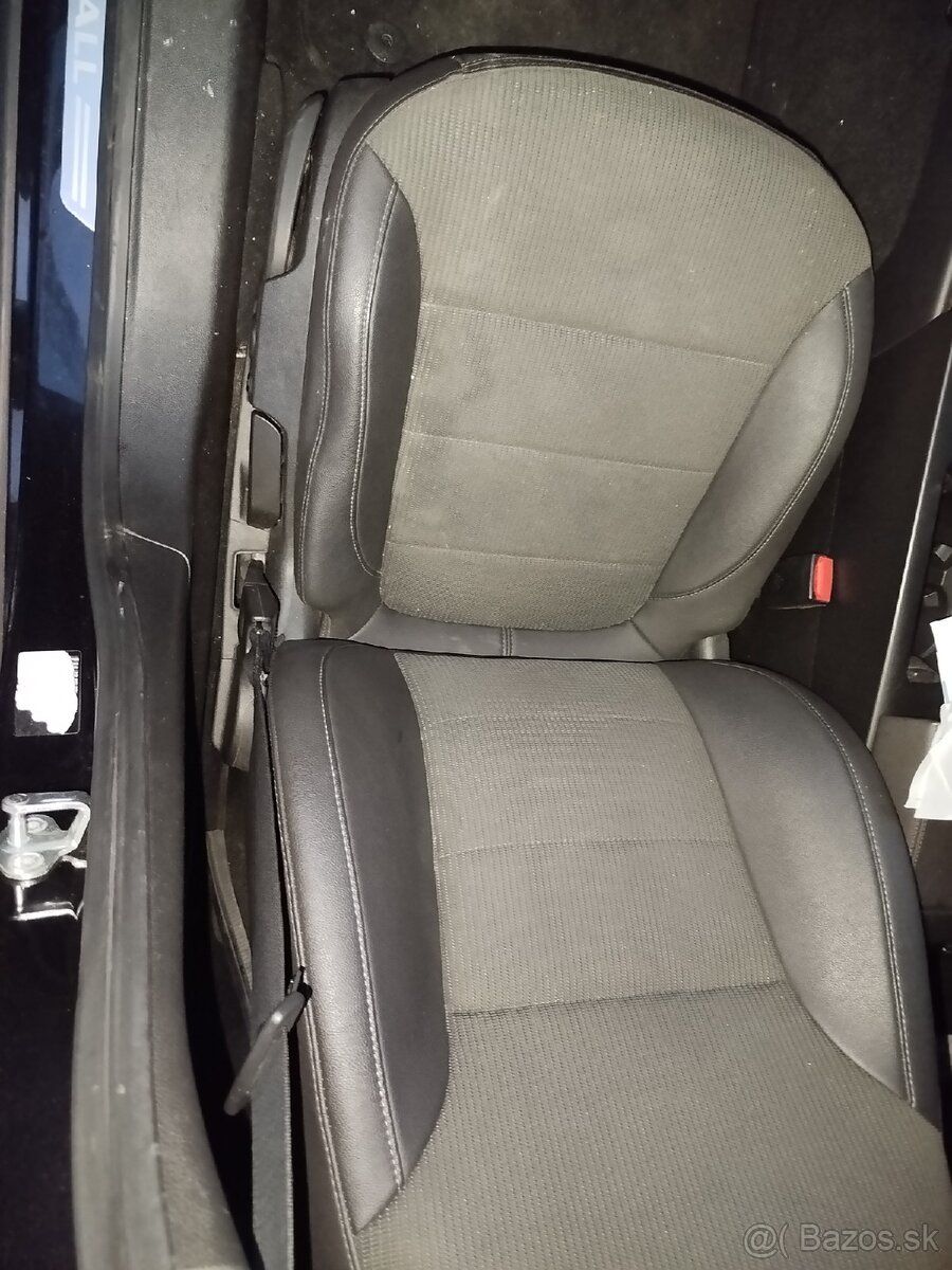 Rozpredam insignia 2.0 a20dth - 3