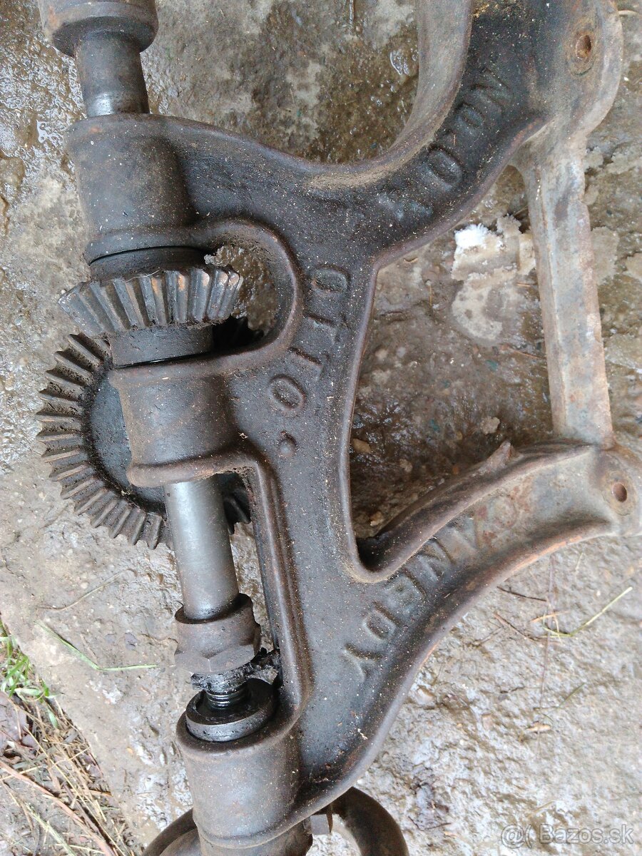 Časti starej vŕtačky. - 3