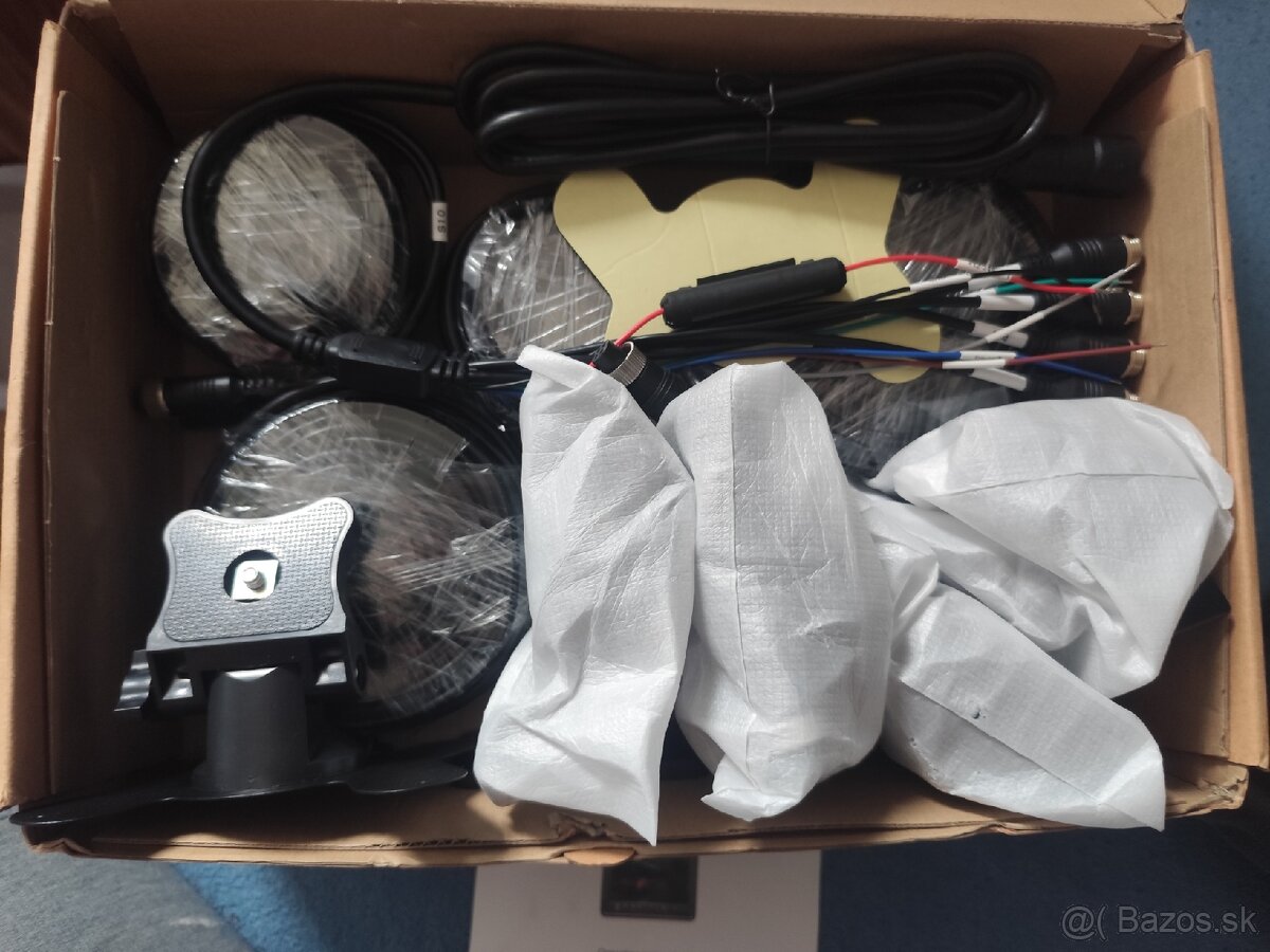 Predám monitor s kamerami do traktora - 3