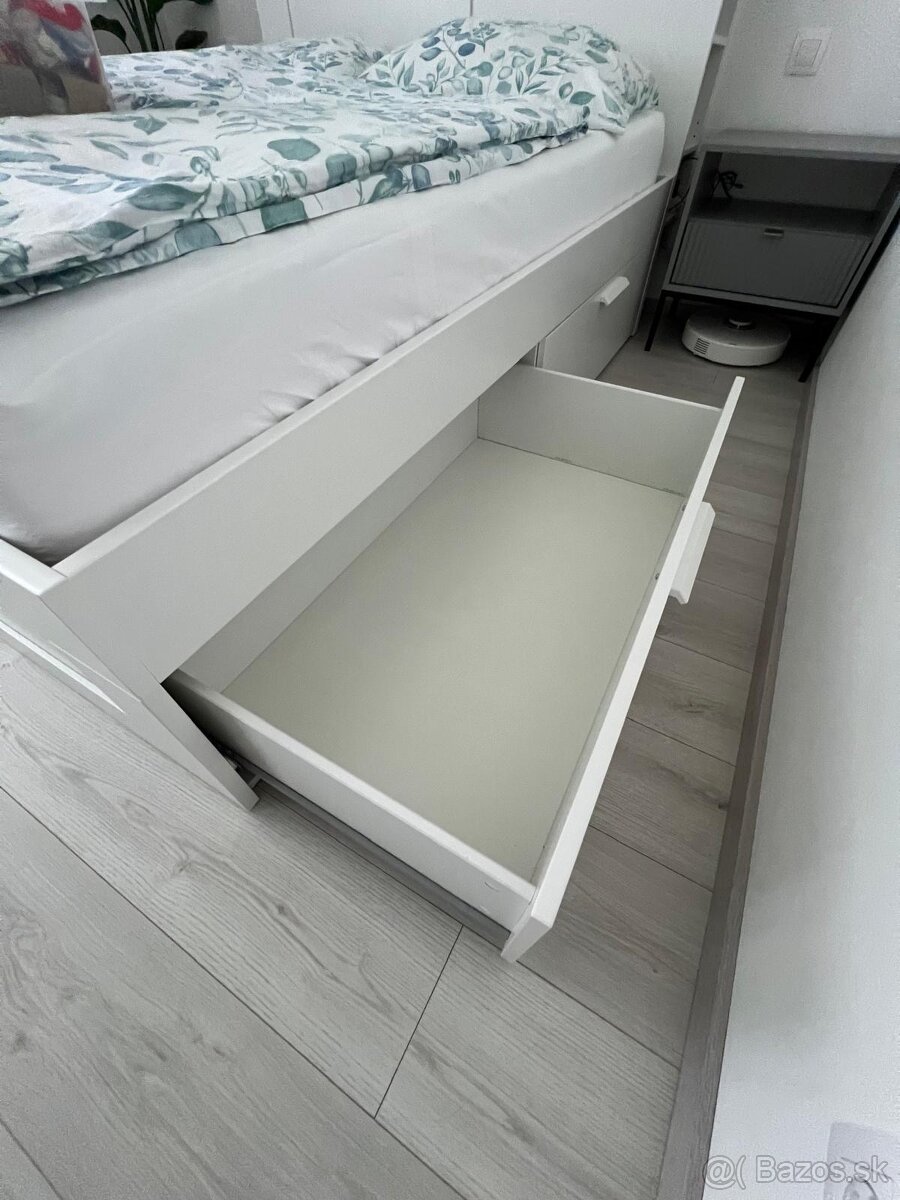 Predám posteľ IKEA BRIMNES 160×200 (pôvodná cena 825€) - 3