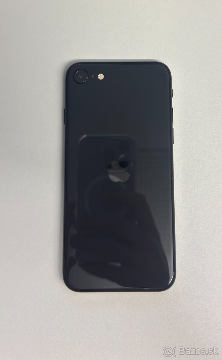 iPhone SE 2020 64 GB Black - 3