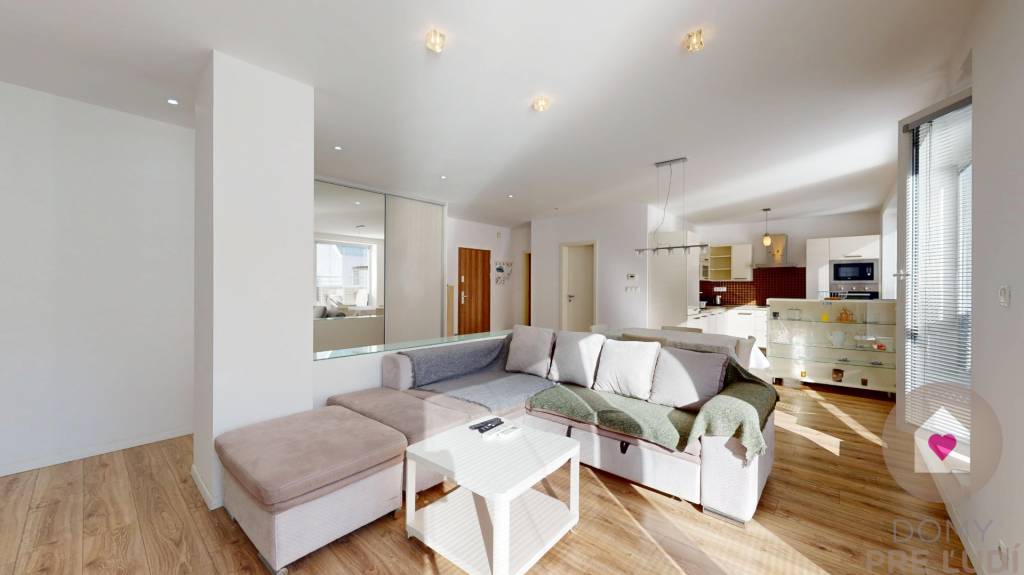 Krásny zariadený 3 izb. byt v centre mesta s parkovaním, BA - 3