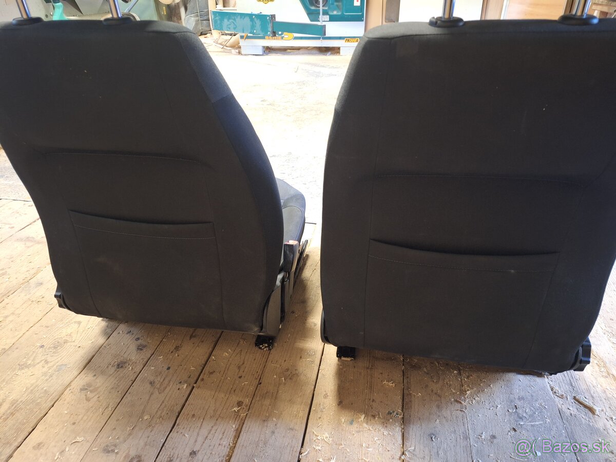 Sedadlá Volkswagen polo 6r - 3