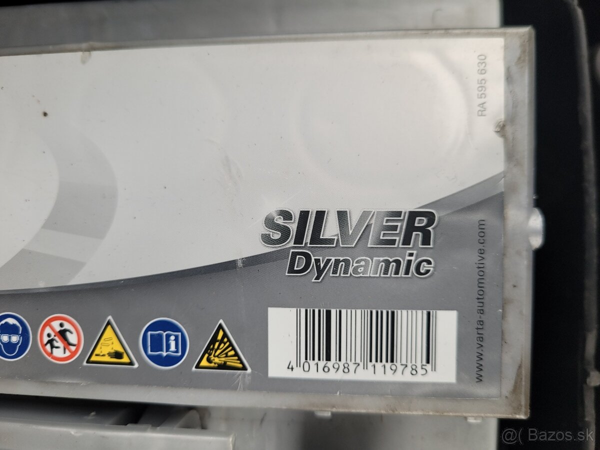 Autobatéria Varta E44 12V 77Ah 780A - 3