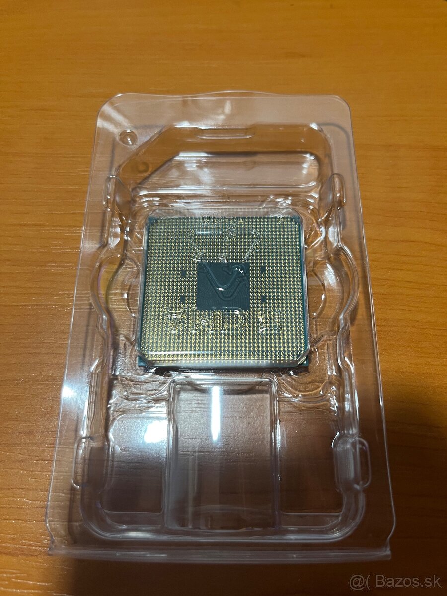 AMD Ryzen 3 3100 - 3