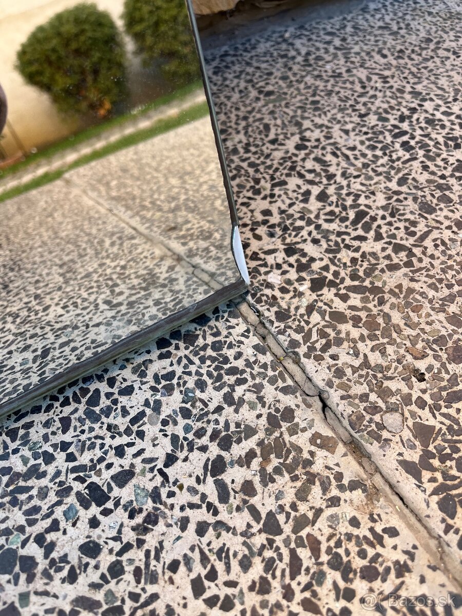 Zrkadlo so skrinkou - 3