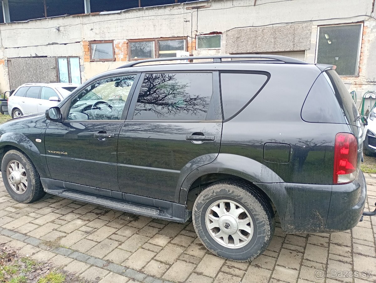 Predám Ssansyong textom 2.7xdi - 3