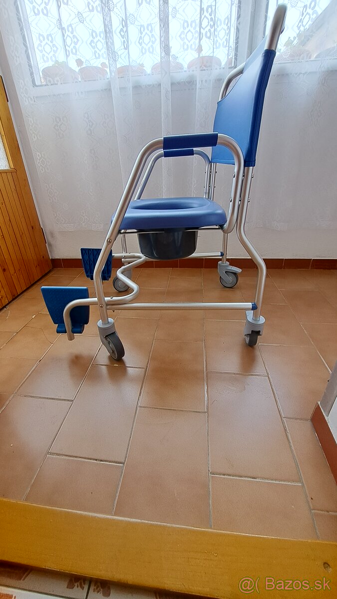 Toaletný a sprchovací vozík Herdegen - 3