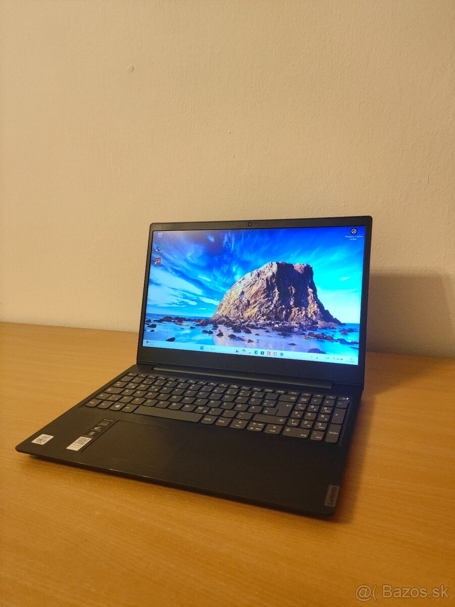 Lenovo S145 | Core i5 • 12GB RAM • 512GB - 3