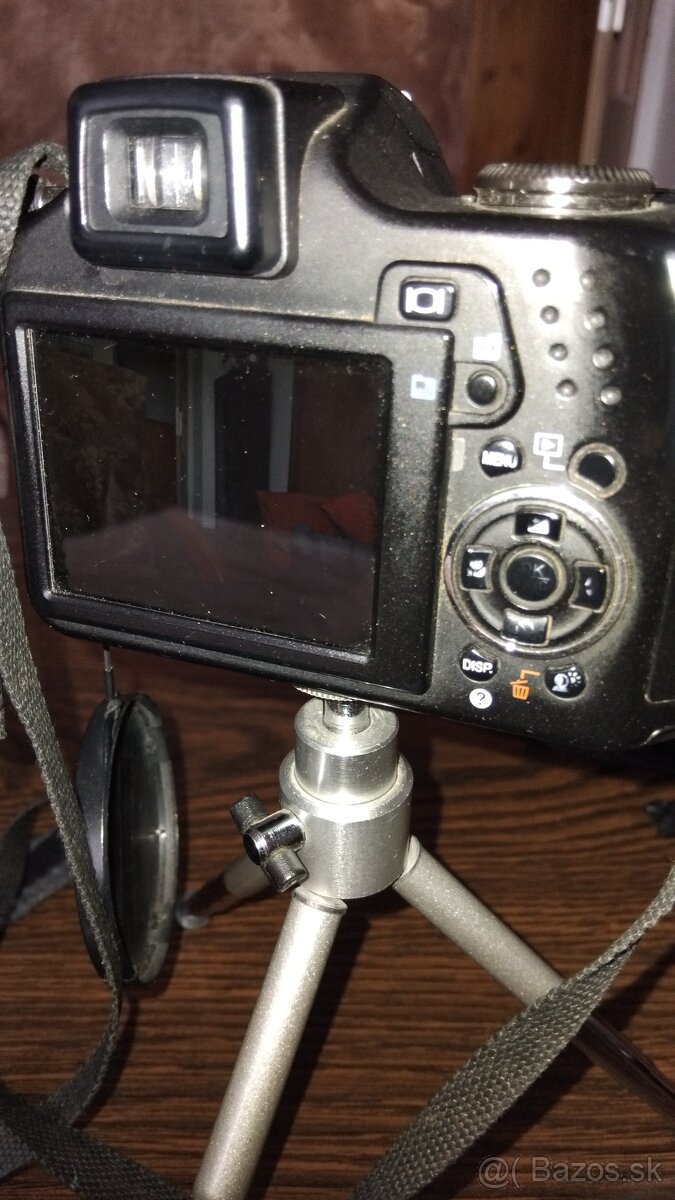 Olympus SP-590UZ - 3