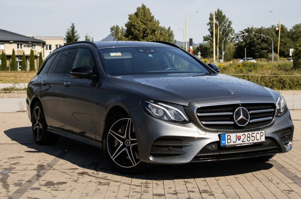 Mercedes Benz E 300 de T Avantgarde (2020) - 3