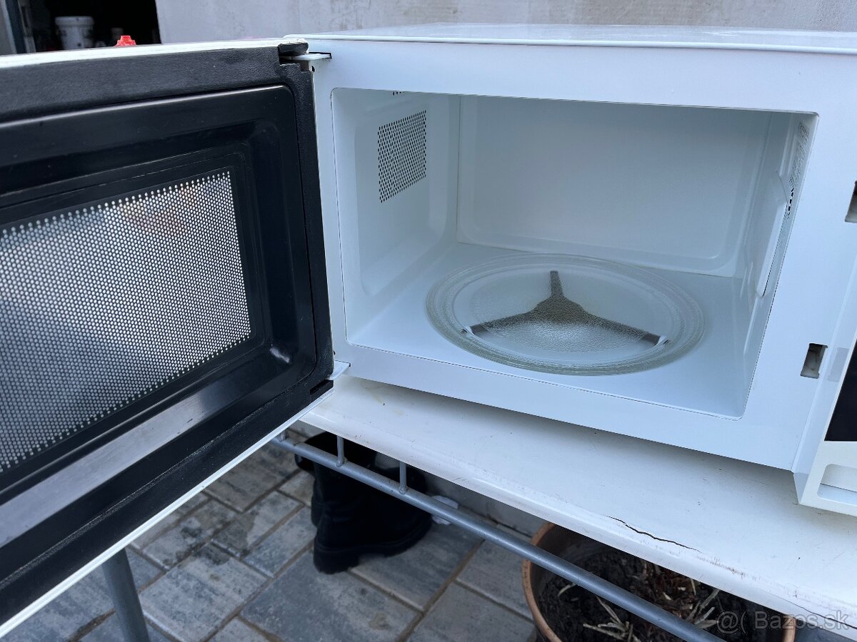 Predám mikrovlnku Panasonic - 3