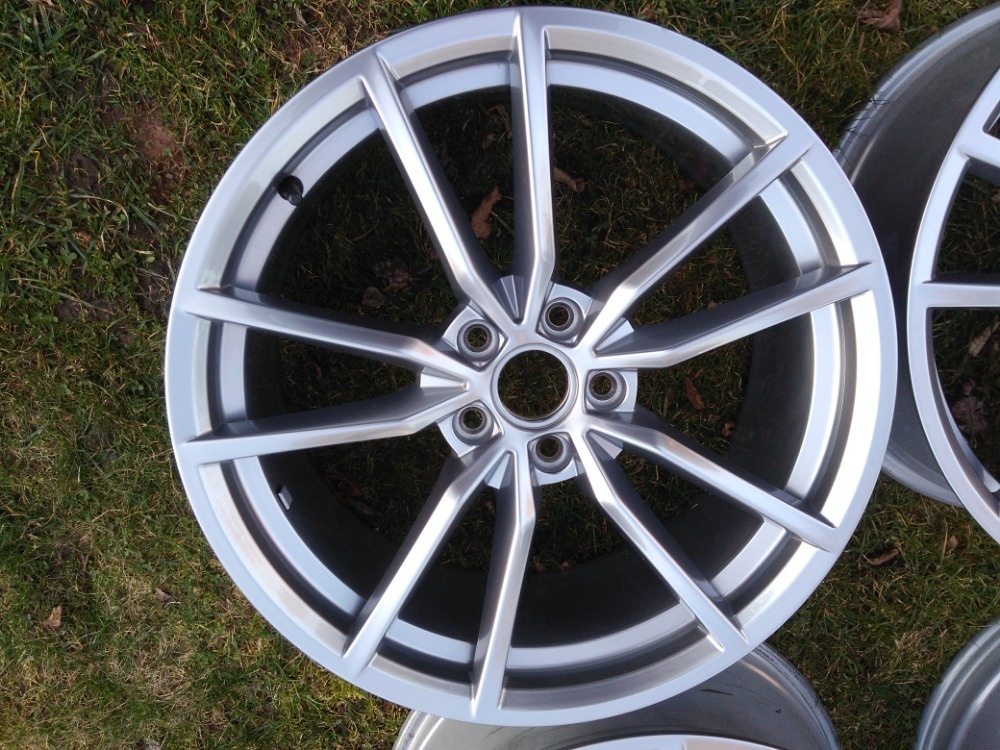 Kované disky Volkswagen R19 Golf 7 R pretoria - 3