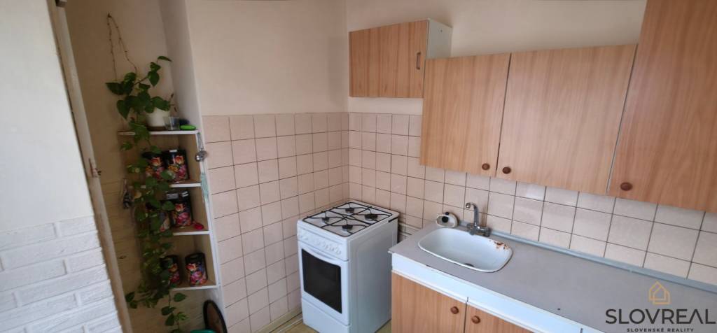 SLOVREAL na predaj 2 izbový byt Žarnovica, 55 m2 - 3