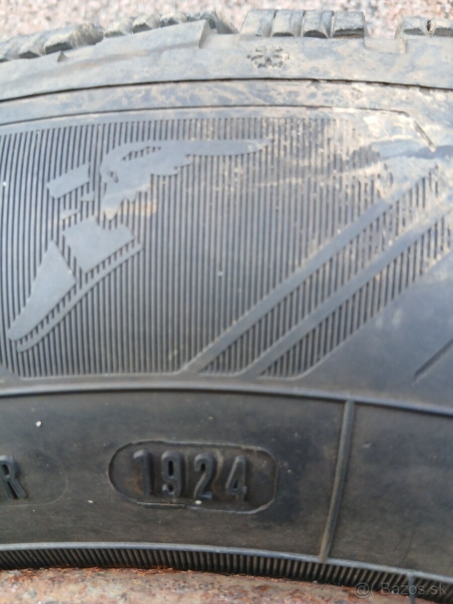 Predam zimne pneu obute 195/65R159 91T GoodYear UltraGrip - 3