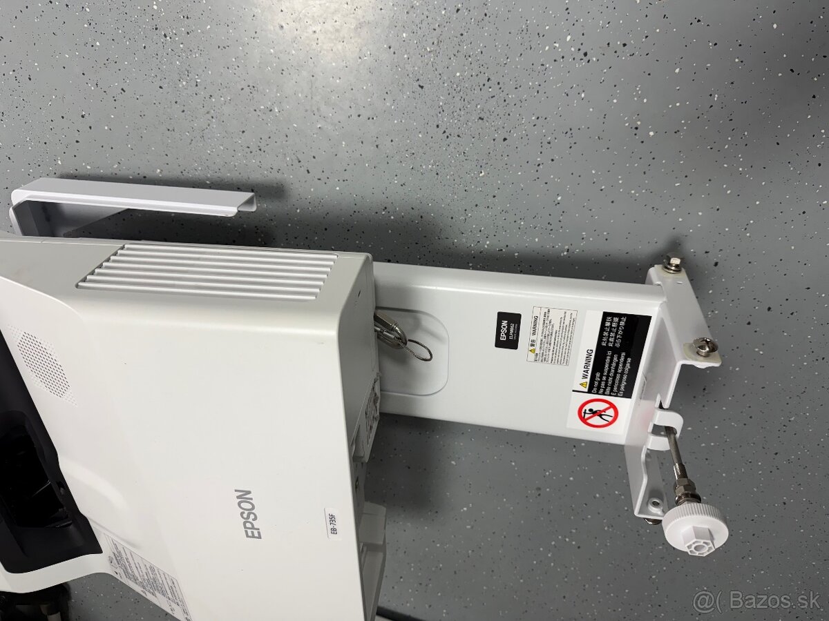 Epson EB-735F laserový projektor Full HD - 3