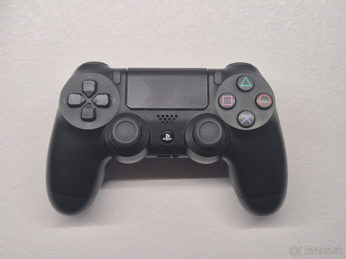 PlayStation 4 Slim 500GB - 3