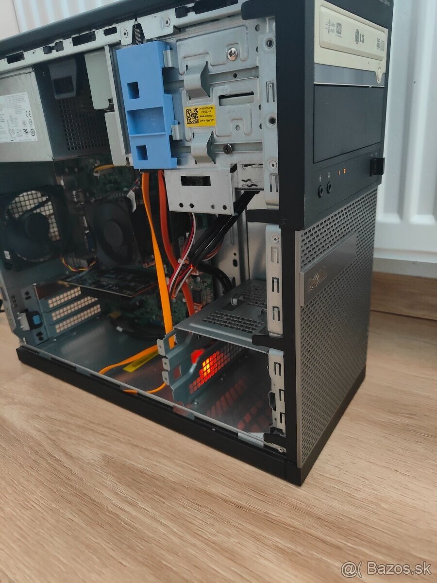 Počítač + monitor - 3