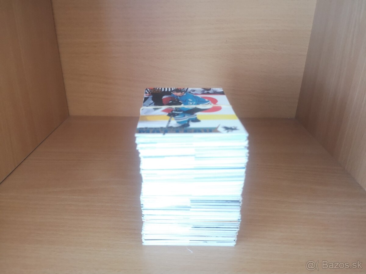 Hokejové kartičky mix - 3