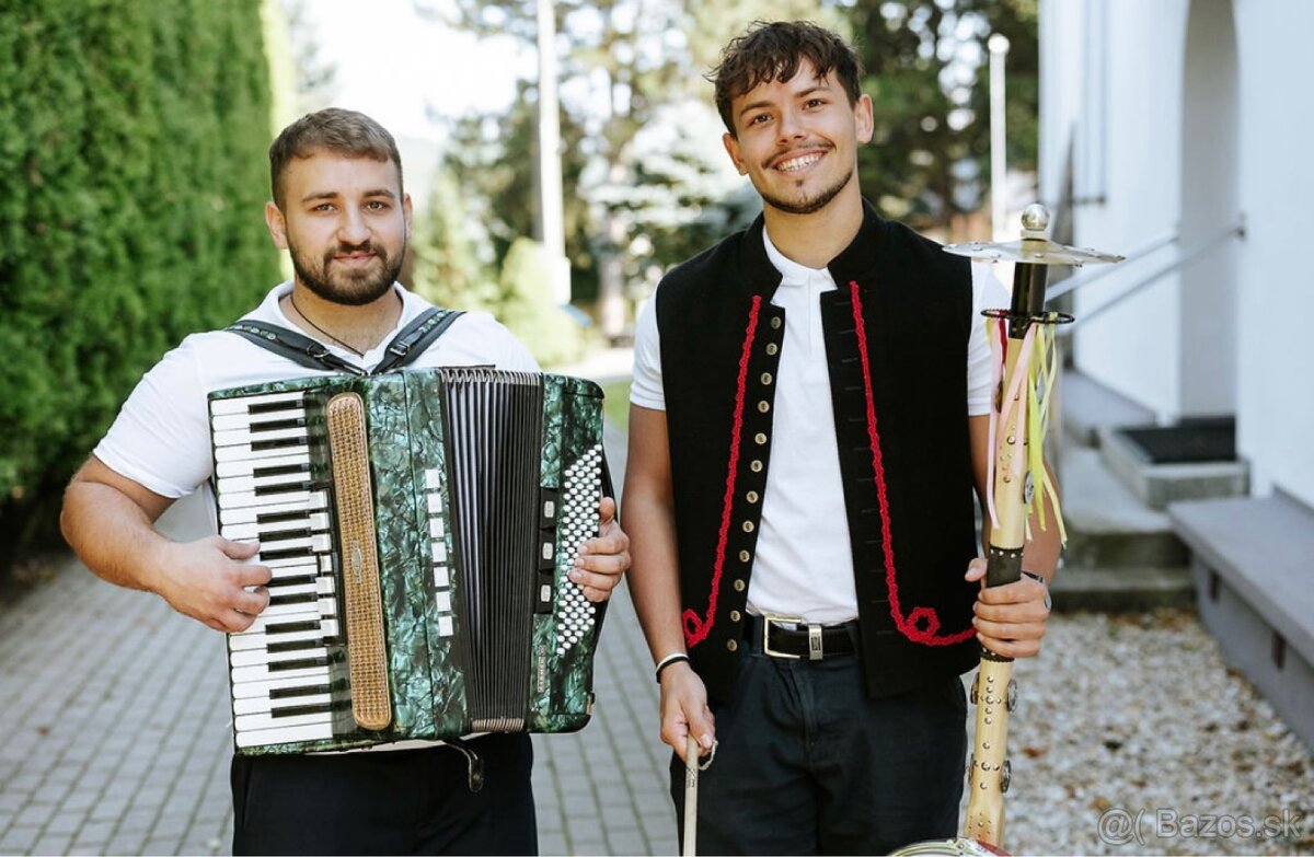 Živá hudba, akordón, DJ - 3