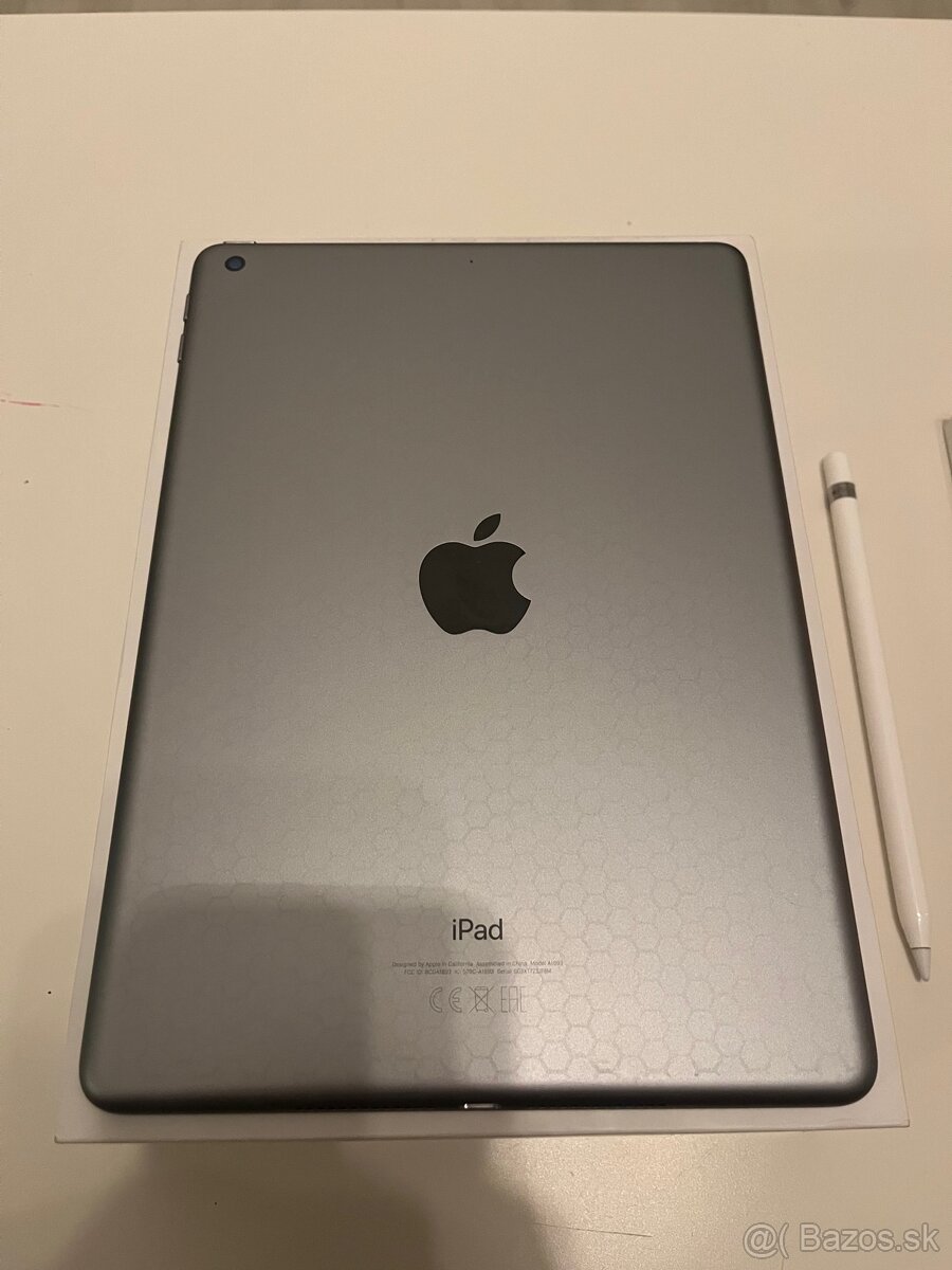 Apple iPad 6th 128GB + Apple pencil - 3