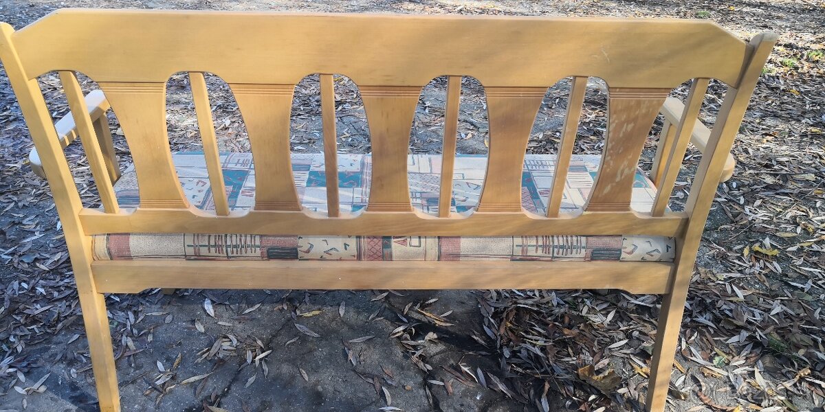 Masivní dřevěná lavice - 3